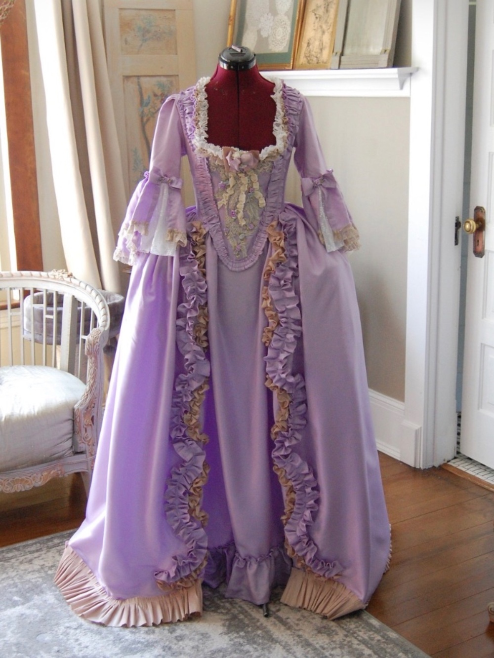 Satin Marie Antoinette Rococo Costume Gown (Waist 28, Bust 35)